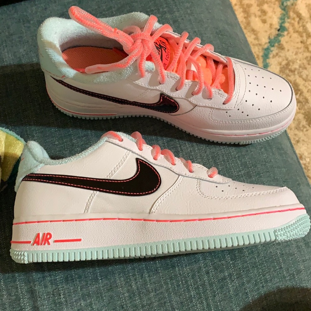 Nike Air Force 1 sneakers